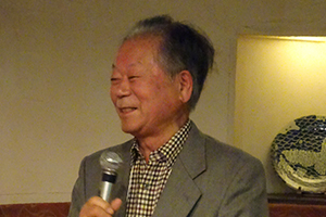 この日参加されたメンバーでいちばんご長老の名誉会員・阪市大名誉教授　薗頭 健吉先生